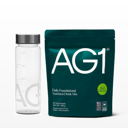 AG1 Athletic Greens & Shaker bottle - Premium All-in-One Daily Greens Supplement